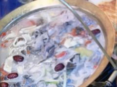 -江湖亮亮蒸虾大排档烤全羊清真(武汉总店)