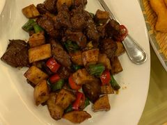 -山明水秀大饭店