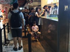 等位区-喜茶(上海正大广场店)