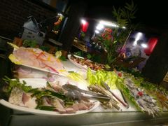-海吃海喝海鲜烤肉餐厅