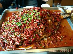 -江边城外烤全鱼(朝外店)