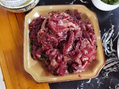 -黄利砖万峰林布依特色酸笋牛肉馆