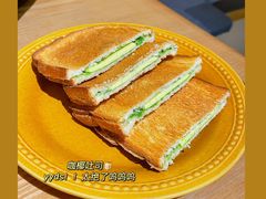 咖椰吐司-HELLO 27 意面·沙拉·帕尼尼