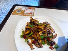 -清真·卡德尔大叔新疆主题餐厅(龙汇路店)
