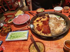 -周小明火锅(黑金冠社区店)