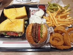 -The Habit Burger Grill 哈比特汉堡(爱琴海店)