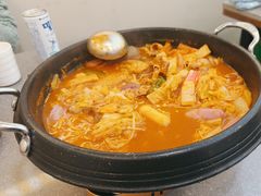 -豚妈妈汤饭·部队锅(南京东路店)