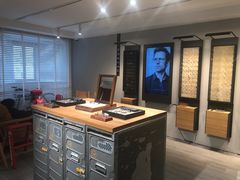 -目艮眼镜SHOWROOM(品牌集合店)