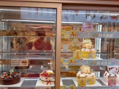 面包甜点陈列柜-嘉华饼屋(云冶店)