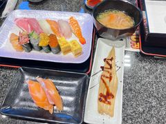 -沼津魚がし鮨(御殿場アウトレット店)