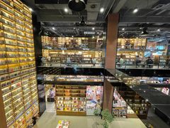 -半山书局(新世纪商城店)