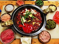 -黄潇洒老火锅(九眼桥宏济巷店)