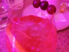 -Pinchy's Lobster & Champagne Bar