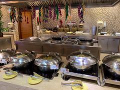 自助取餐区-River Café 海鲜自助(重庆丽笙世嘉酒店)