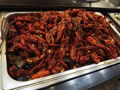 麻辣小龙虾-好伦哥(温都水城店)