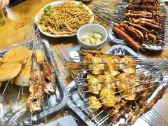 -亨利烧烤(理想山店)