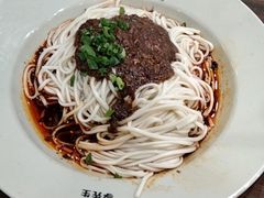 -李先生牛肉面大王(北京站售票厅餐厅)
