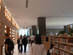 -徐家汇书院