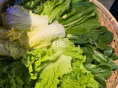 -尚尚仙·酸汤猪手·猪肚鸡火锅(华联万柳购物中心店)