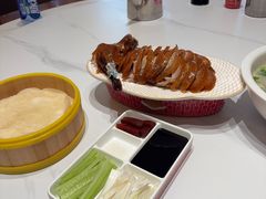 -梅利汴京烤鸭•开封豫菜地标店(东司门店)