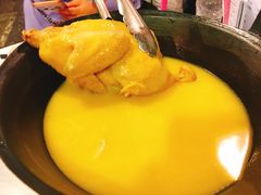 -鲜入围煮花胶鸡海鲜火锅