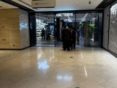 -ARC'TERYX始祖鸟(北京王府中环店)