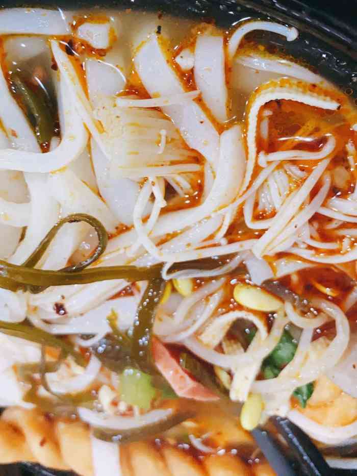 刘家热米皮砂锅(科创路)-"服务真的太差了,我说要菜豆腐带走她给我用.