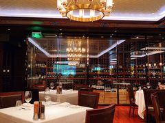 大堂-Wolfgang’s Steakhouse 沃夫冈牛排馆(上海白玉兰广场店)