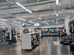 -迪卡侬(苗岭路店)