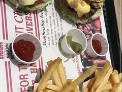 -The Habit Burger Grill 哈比特汉堡(爱琴海店)