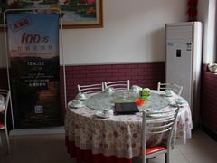 -明月食府(二区干二路店)