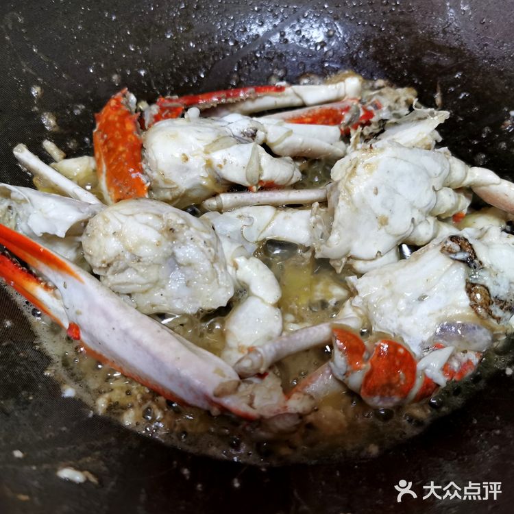 不要加水哈 烧熟后 加一只打散的鸡蛋 咖喱块