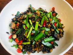 -几个木匠匠人厨房