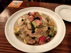 牛油果色拉-鳥炭·烧鸟YaKiToRi深夜食堂(陆家嘴店)