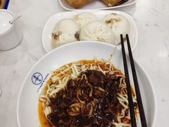 -李与白包子铺(桐梓林店)