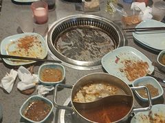 -金滏山烤肉·海鲜·火锅自助餐厅(襄阳万达店)