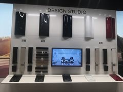 -TESLA 特斯拉(上海太古汇体验店)