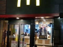 门面-麦当劳(虹桥南丰城店)
