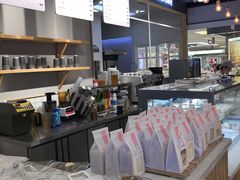 -焙丽拾光(麦凯乐直营店)