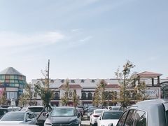 -斯普瑞斯奥特莱斯