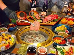 -铭牛烧肉·和牛海鲜自助(高新月牙湖店)