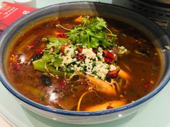 江湖水煮毛血旺-久宴·天目湖大鱼头(恐龙园店)