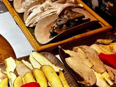 -芸山季·云南山珍菌火锅(人民广场来福士店)