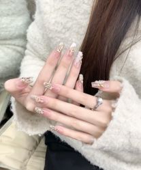 -屿晴·科技美肤SPA美甲美睫