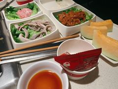 -海底捞火锅鲜切牛肉主题店(长寿路店)