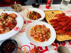 -肥肥虾庄·金牌油焖大虾(杨园滨江时代walk店)
