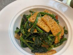 -汗腾格里·风味餐厅(新疆驻京办店)