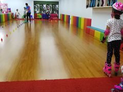 -云霄之星少儿滑板轮滑跳绳(远洋未来广场店)