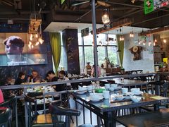 大堂-马家斑.鲜鱼火锅(松湖万科店)