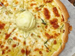 雪山榴莲松子薄饼-农畉LONFOOD(福田星河COCOPark店)